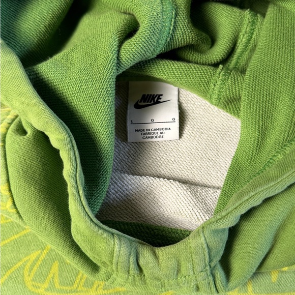 Nike Kids Green Hoodie - Picture 10 of 10